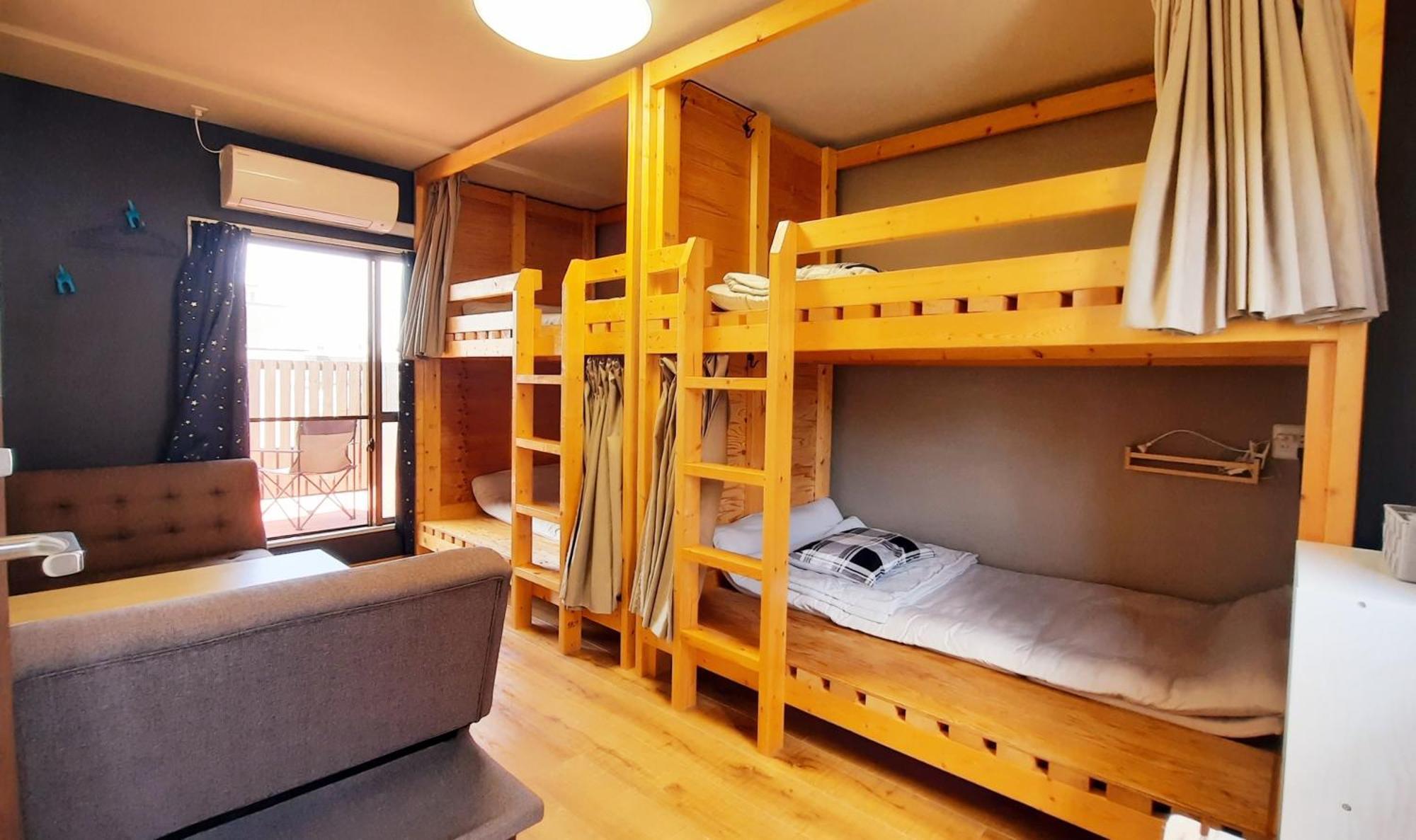 Guesthouse Yours Осака Экстерьер фото